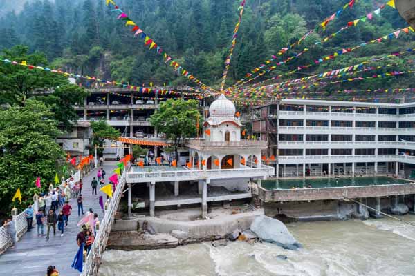 Manikaran-Shiva-Temple