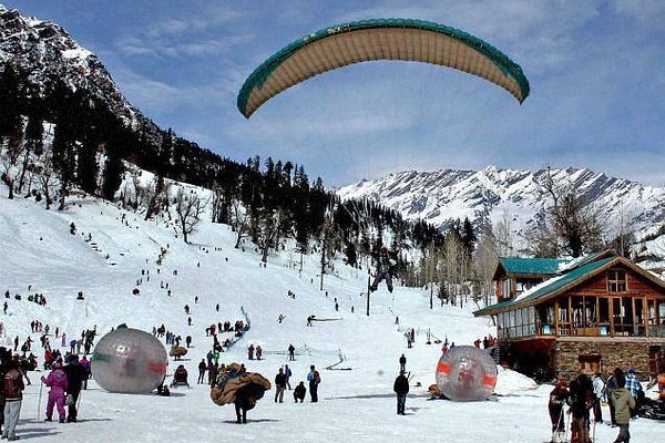 paragliding-in-solang (1)